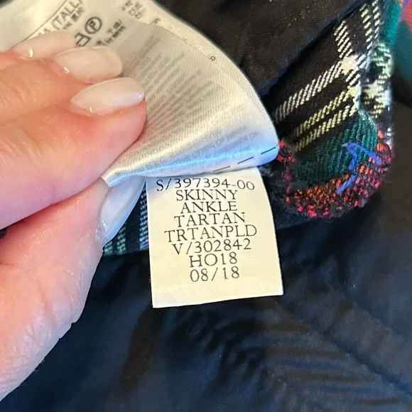 GAP Skinny Ankle Tartan Plaid Career Casual pants Women’s SZ 10 Tall Red Black - Picture 9 of 9